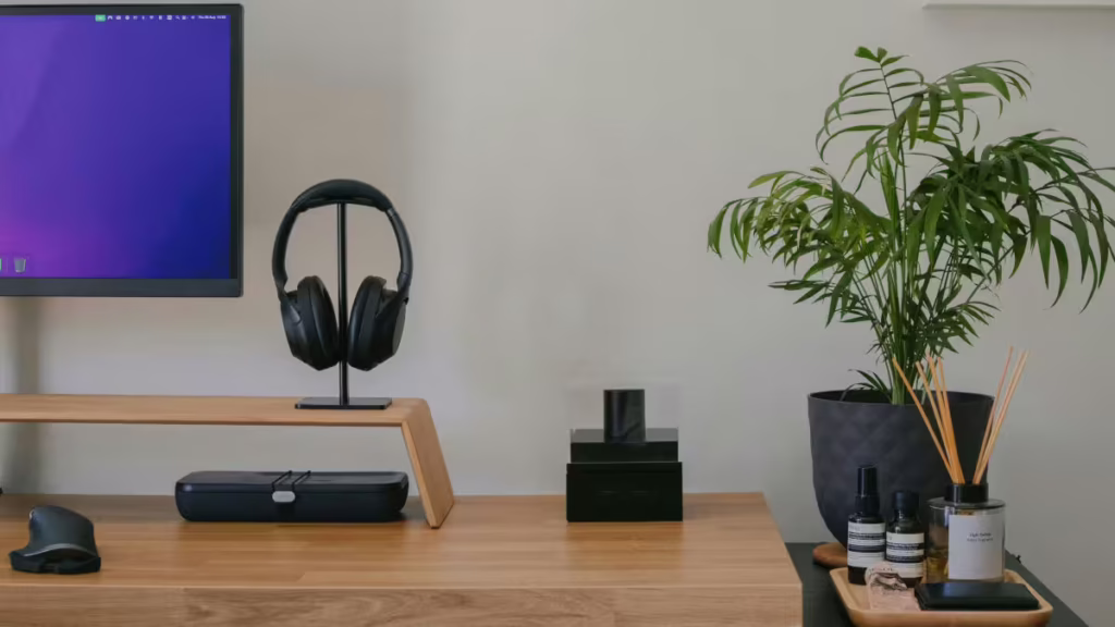 Alex’s minimalist desk setup with organized cables and minimal decor.